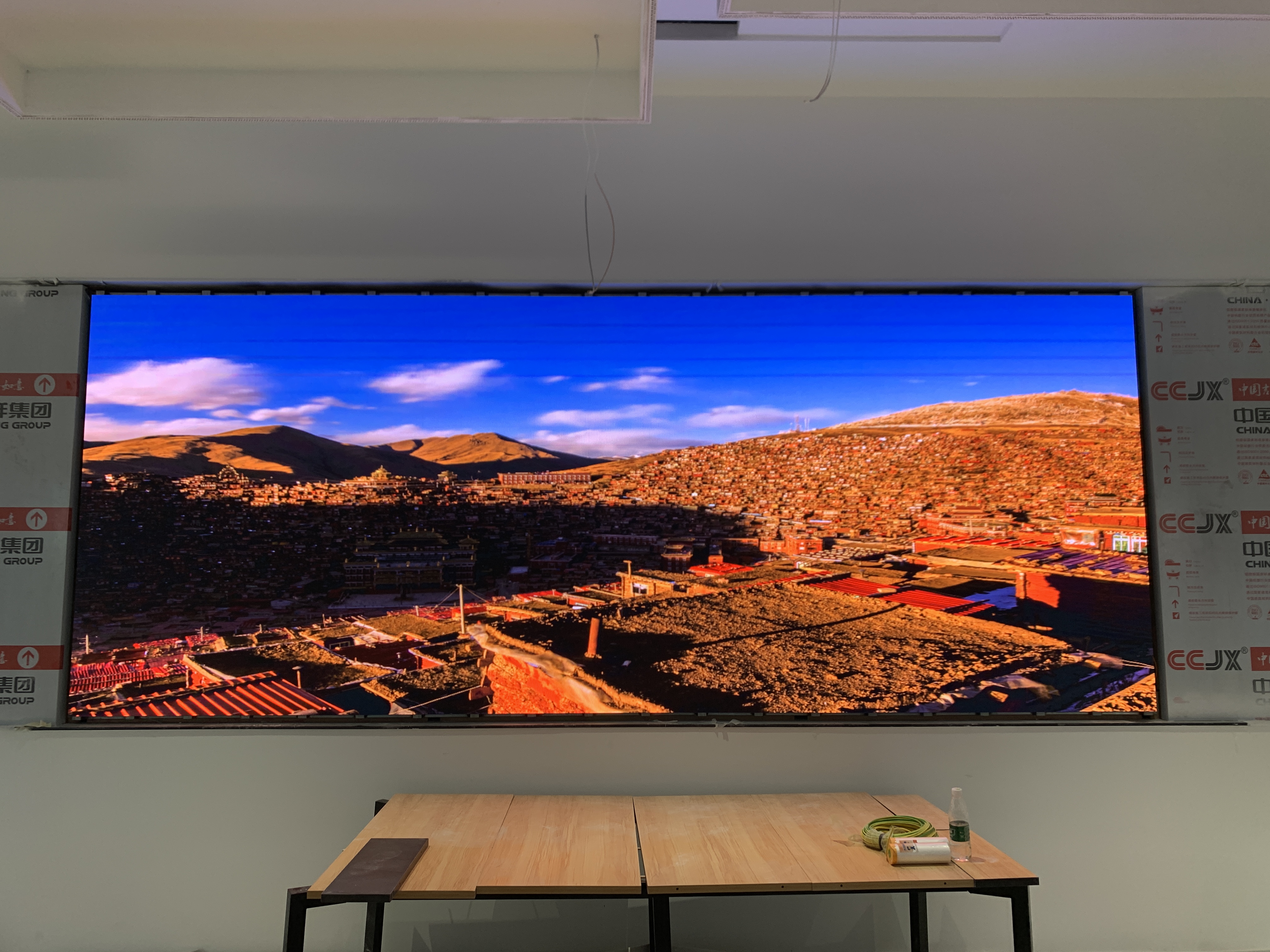 廣東全彩LED顯示屏安裝項目