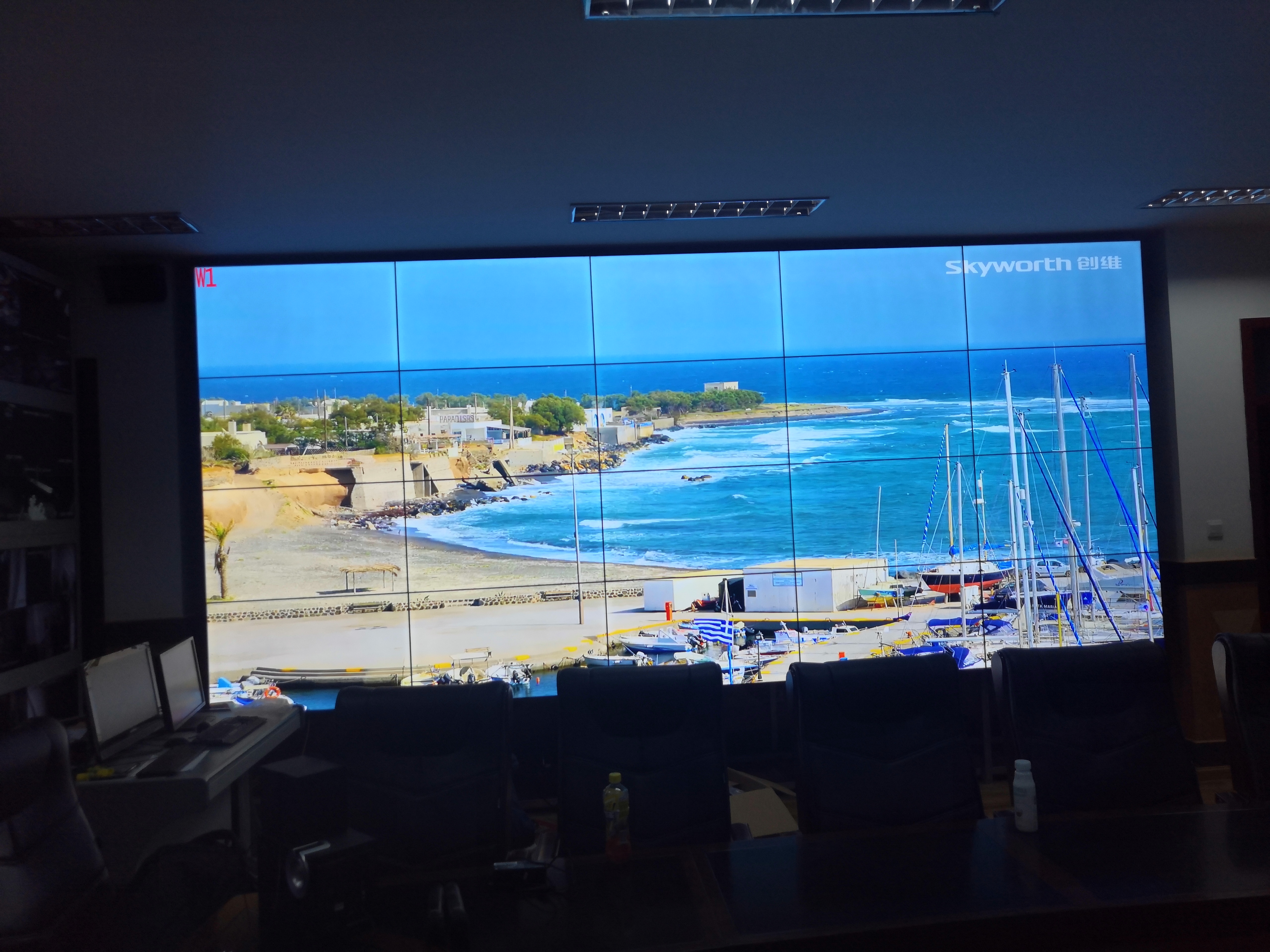 “LED屏的'像素戰(zhàn)爭(zhēng)':從P2.5到P0.9，我們真的需要嗎?